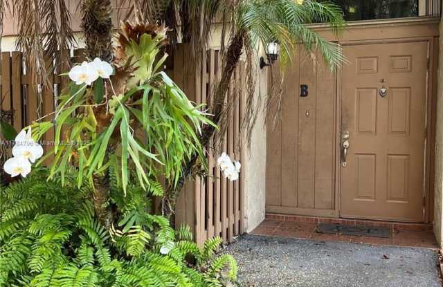 11487 SW 109th Rd - 11487 Southwest 109th Road, Kendall, FL 33176 11487 SW 109th Rd - 11487 Southwest 109th Road, Kendall, FL 33176