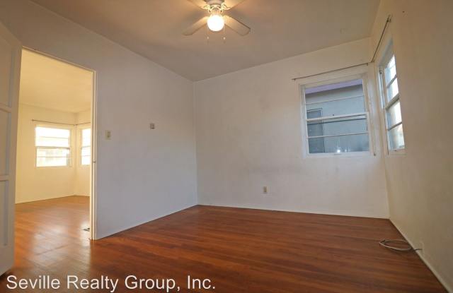4411 Utah Street Gallery 2