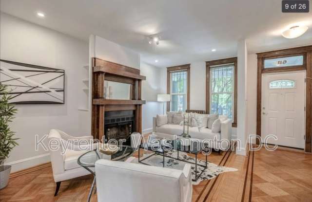 611 4th St NE - Unit A photos photos