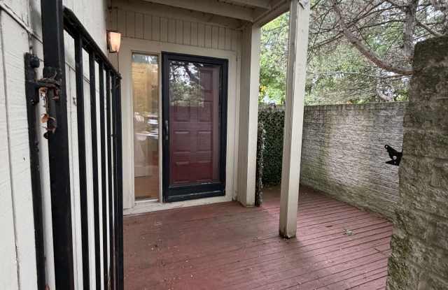 39515 Country Lane Gallery 2