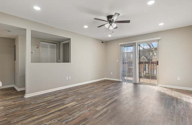 102 North Caroline PlaceUnit 201 Gallery 3