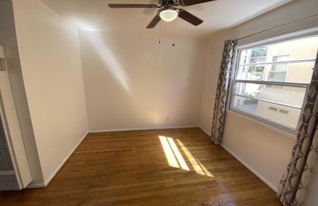 2471 Silver Lake Blvd.A photos photos