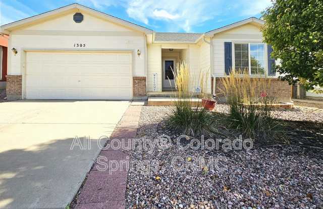 1305 Lords Hill Drive - 1305 Lords Hill Drive, Fountain, CO 80817