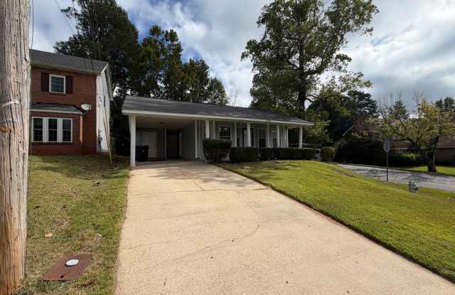 SHORT TERM LEASE AVAILABLE THROUGH APRIL 30!  Cute one level Home in Shelton Park Gallery 3