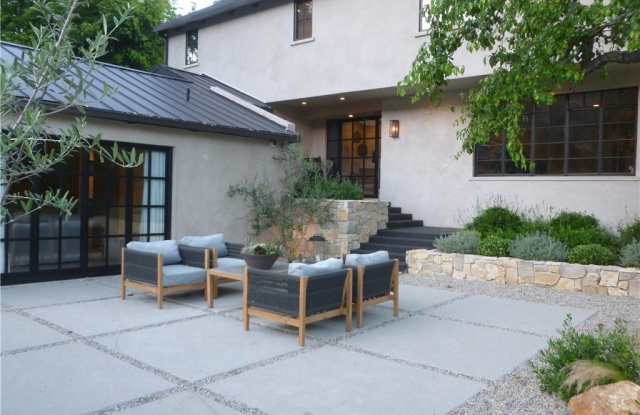 1094 Acanto Place Gallery 2