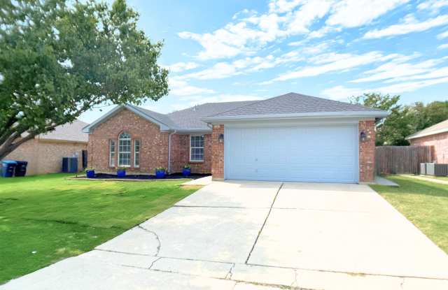 Fully Renovated 3-Bedroom in North Fort Worth – Top-Rated Keller ISD! - 3913 Periwinkle Drive, Fort Worth, TX 76137