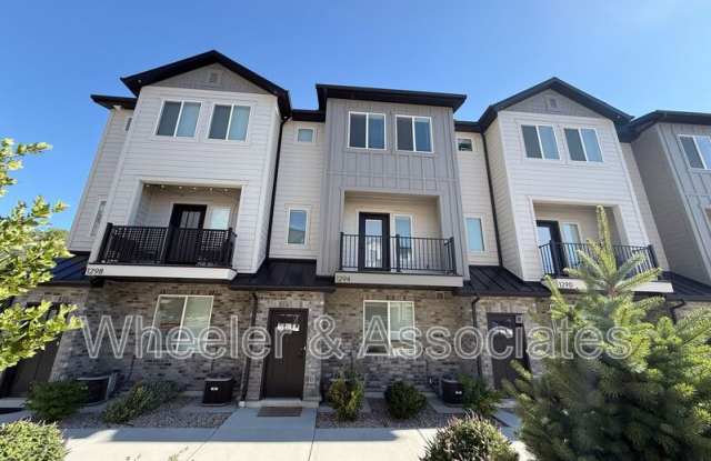 1294 E. 1640 S. - 1294 1640 South, Ogden, UT 84404