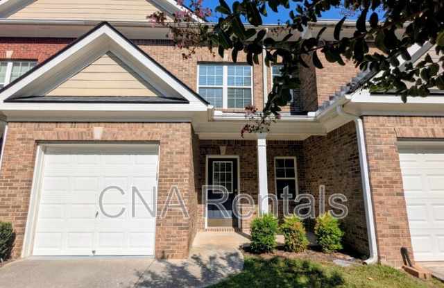 1747 Oakbrook Ln Gallery 2