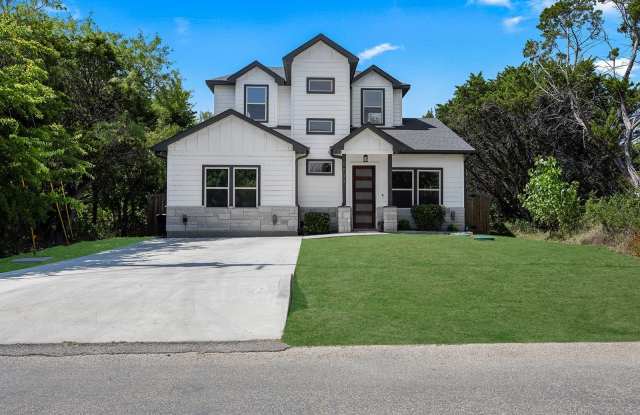 5511 Black Pine Circle Gallery 1