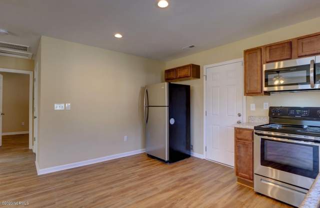 2251 Onslow Drive Gallery 3