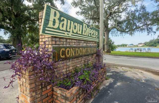 Bayou Breeze Condominiums - 300 Bayou Boulevard, Pensacola, FL 32503