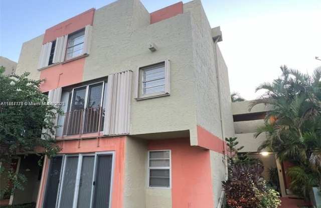 9321 SW 4th St photos photos