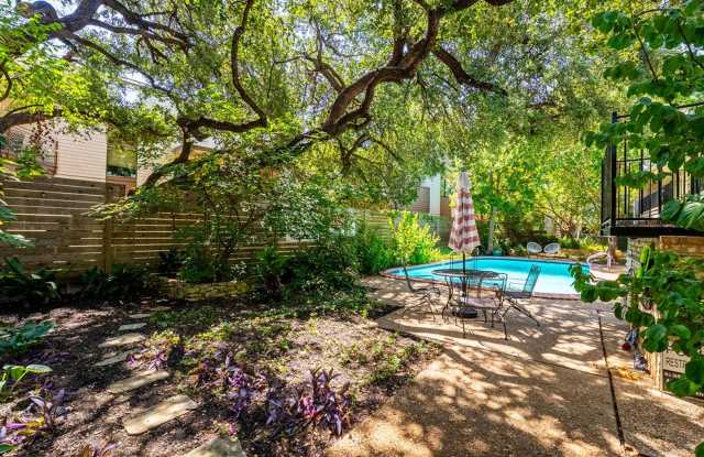 Beautiful 2 bedroom, 2 bathroom unit in West Austin!!! Gallery 4