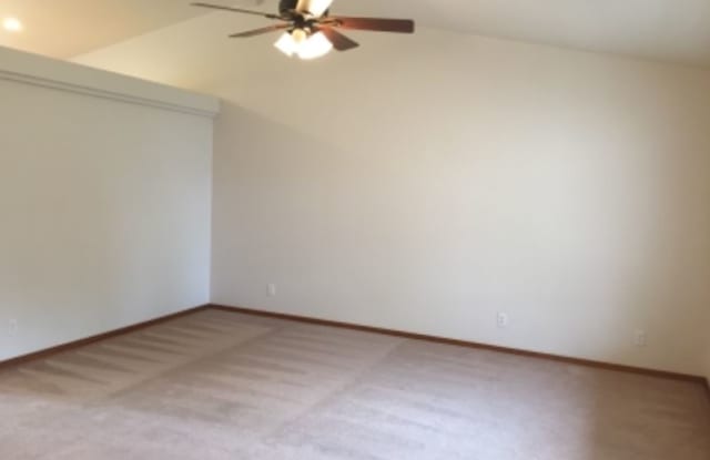 2935 W Versailles Dr Gallery 4