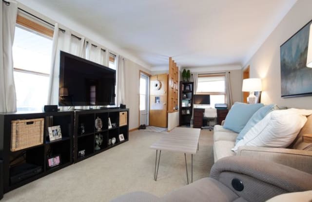 2092 Bush Avenue East - 2092 Bush Ave E, St. Paul, MN 55119