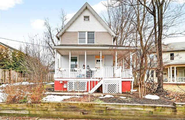 48 S Mill Street photos photos