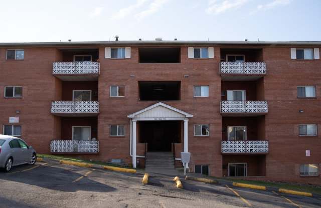 883 E Everly St - 883 East Everly Street, Morgantown, WV 26505