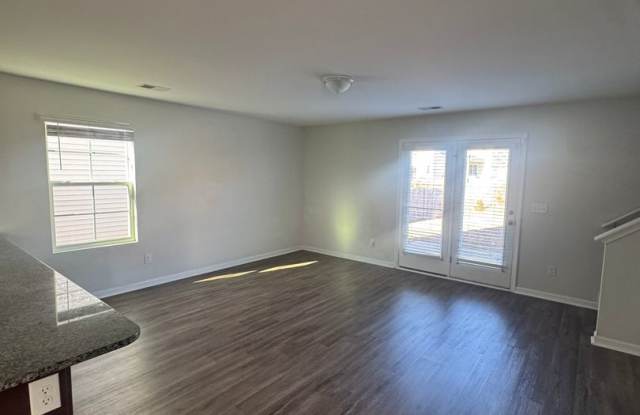 Well-Maintained and Spacious 3BR 2.5BA Home in Columbia photos photos