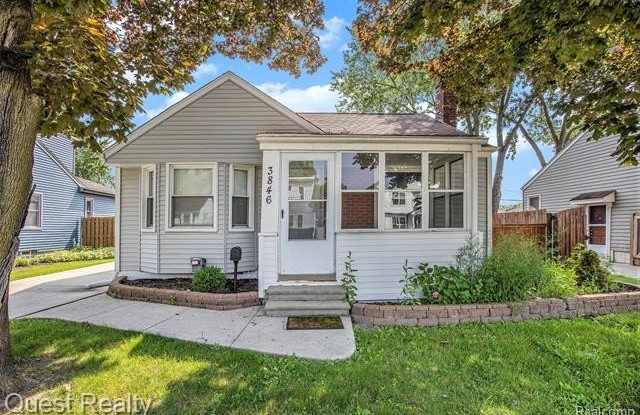 3846 Prairie Avenue photos photos