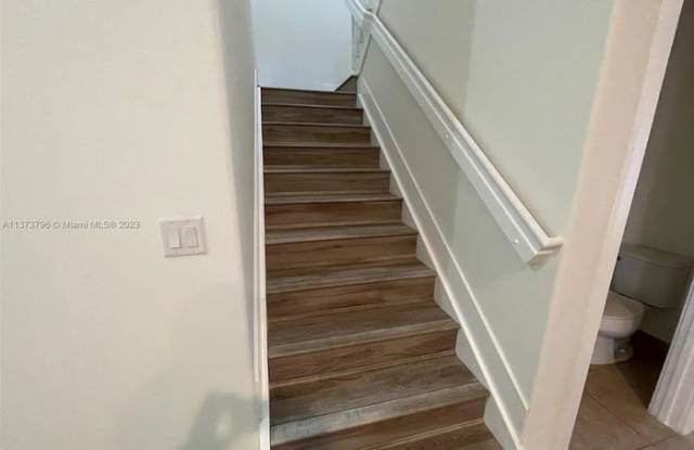 3297 West 95th Terrace Gallery 4