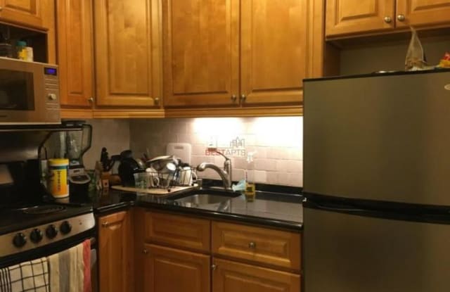 455 W 50TH ST. - 455 West 50th Street, New York City, NY 10019