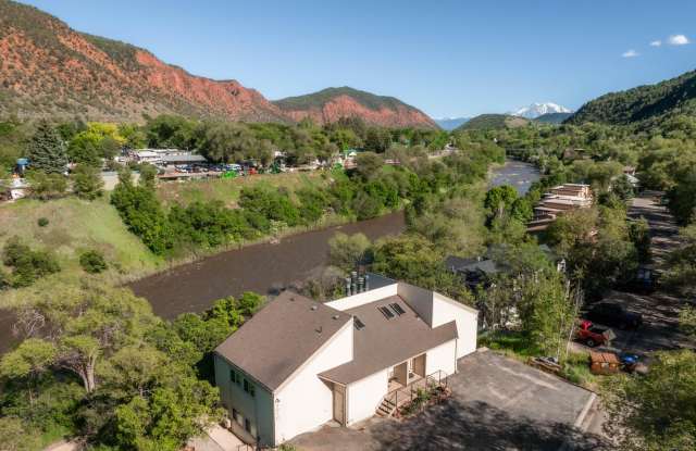 3010 Hager Lane Gallery 3