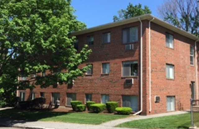 15 Piggott Road - 15 Piggott Road, Medford, MA 02155