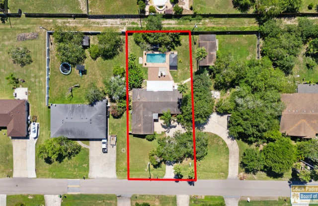 421 Mesquite Dr. Gallery 2