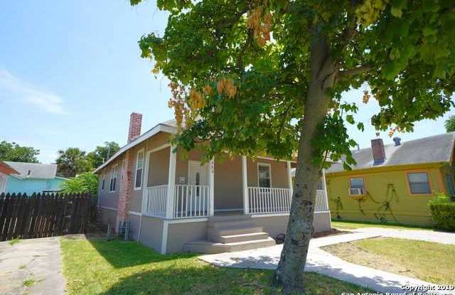 202 LORETTA PL Gallery 3