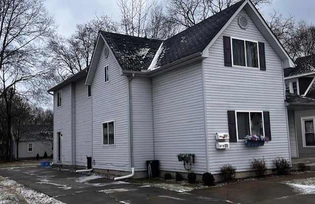 20 1/2 Eldredge - 20 Eldredge Street, Mount Clemens, MI 48043