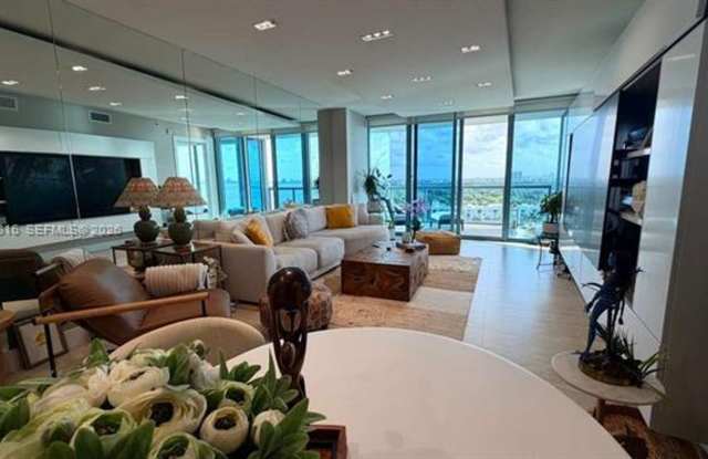 601 NE 36th St cu-1306, Miami, FL 33137 Gallery 3