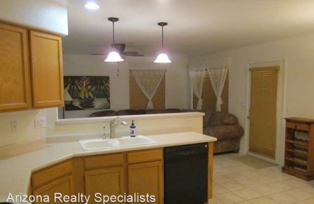 4031 E Chaparosa Way Gallery 2
