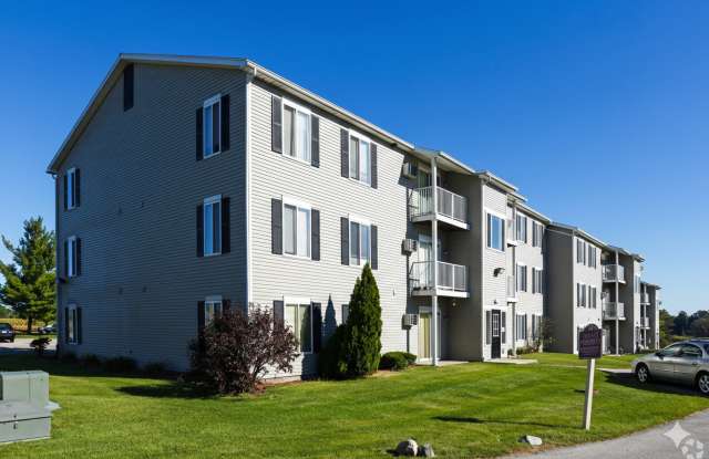 100 Raleigh Ct photos photos