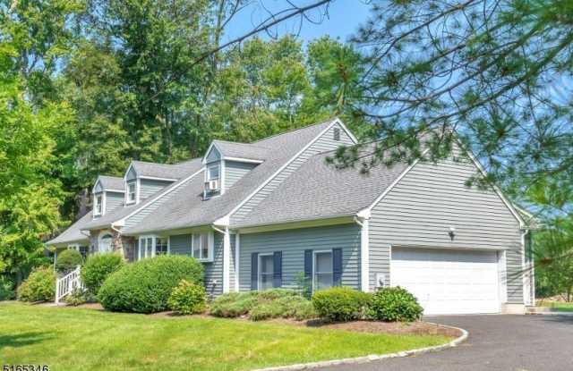 34 Woodmere Dr Gallery 2