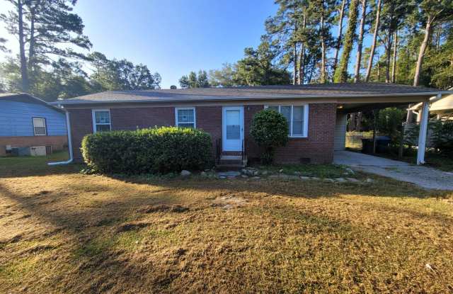 3 bedroom 2 bath brick ranch in great loaction . photos photos
