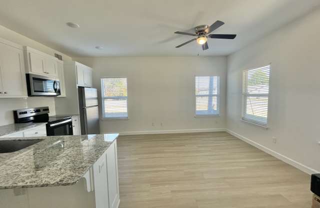 508 Park St Apt A Gallery 4