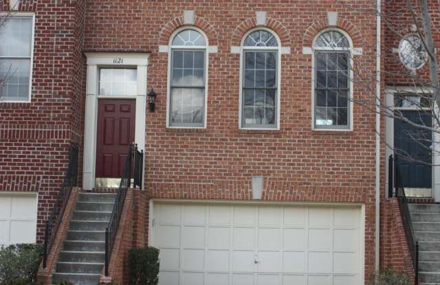 1121 REGAL OAK DRIVE - 1121 Regal Oak Drive, Rockville, MD 20852