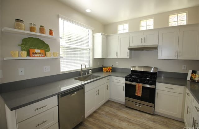 50 Calle De Felicidad - 50 Calle de Felicidad, Rancho Santa Margarita, CA 92688