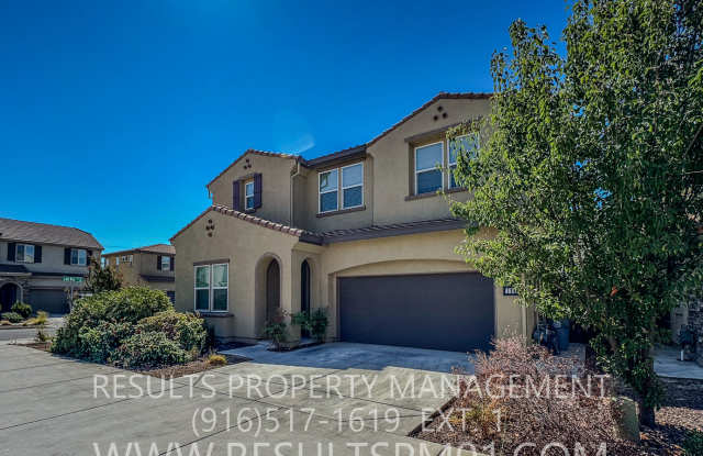 Gorgeous luxury Home! Great price! Spacious 4 bedroom w/Loft photos photos