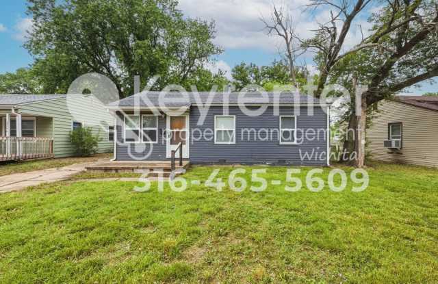 Charming 3-Bedroom Home with Original Hardwood Floors & Large Backyard photos photos Charming 3-Bedroom Home with Original Hardwood Floors & Large Backyard photos photos