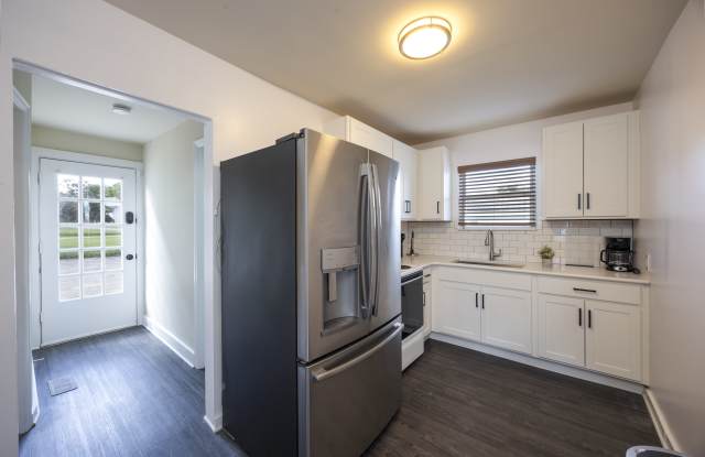 901 Weeping Willow Way photos photos