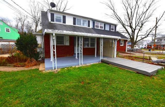 Refreshed 3BR/3BA home in Hyattsville photos photos