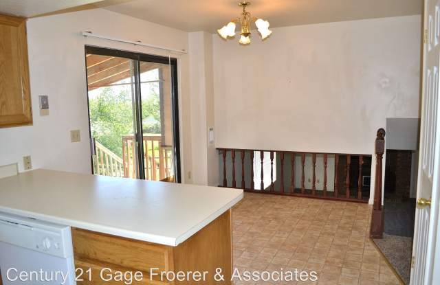 1288 E Nicholls Road Gallery 4