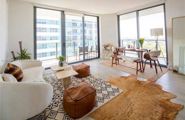 121 NE 34th St unit 2701 (A11922981) photos photos