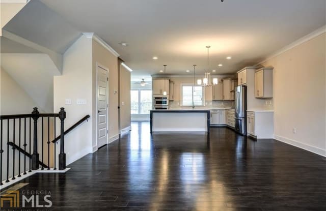 827 Stone Ridge Ln - 827 Stone Ridge Ln NE, Atlanta, GA 30324