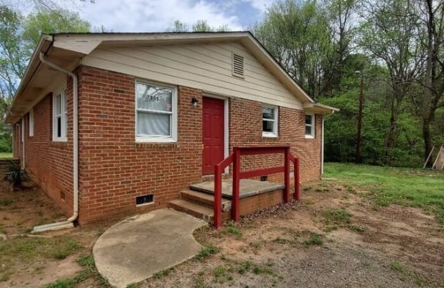 7805 Albemarle Road - 7805 Albemarle Rd, Charlotte, NC 28227