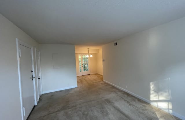 4914 29TH RD S #B2 - 4914 29th Road South, Alexandria, VA 22206