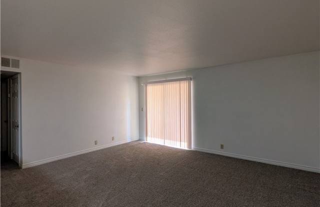 5321 River Glen Drive Gallery 3