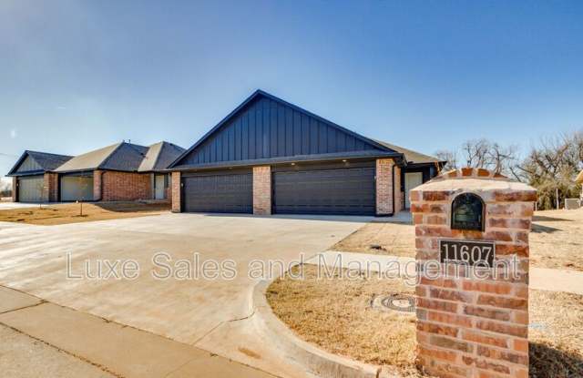 11607 MacKenzie Way photos photos