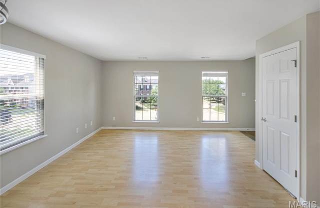 30 Stonewall Creek Court Gallery 4